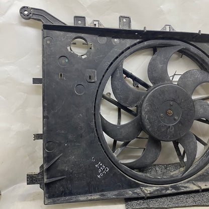 Volvo S80 Radyatör Fanı 8623735 Orijinal Çıkma En Uygun Oto Parça