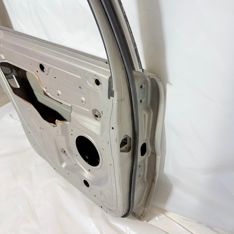 Volvo S80 Sol Arka Kapı 1998-2006 Orijinal Çıkma En Uygun Oto Parça