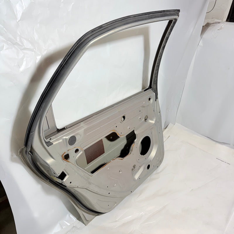 Volvo S80 Sol Arka Kapı 1998-2006 Orijinal Çıkma En Uygun Oto Parça