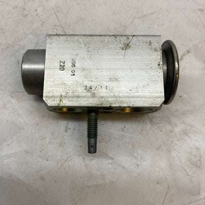 Volvo S80/S60 Klima Kondansörü/Musluğu 7010973 En Uygun Oto Parça