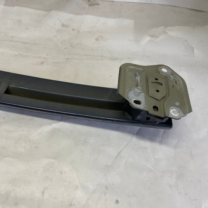 Volvo XC60 Arka Tampon Demiri 32228058 Orijinal Çıkma En Uygun Oto Parça