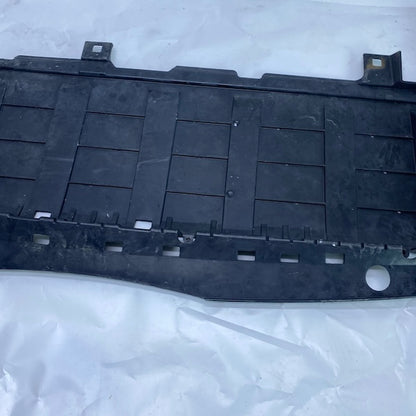 Volvo S90 Ön Tampon Alt Muhafaza Radyatör Alt 31690842