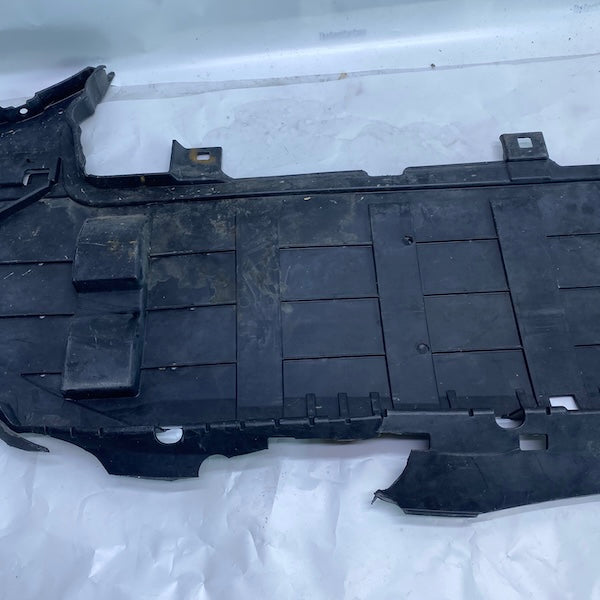 Volvo S90 Ön Tampon Alt Muhafaza Radyatör Alt 31690842