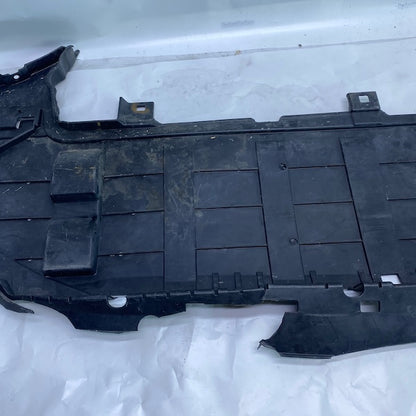 Volvo S90 Ön Tampon Alt Muhafaza Radyatör Alt 31690842