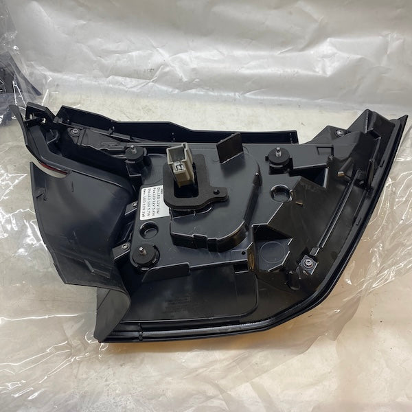 Volvo S90 Stop Lambası Sağ 31108926/Sol 31108925 Sıfır Kutulu