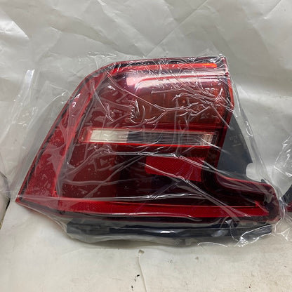 Volvo S90 Stop Lambası Sağ 31698713/Sol 31698712 Sıfır Kutulu Sol En Uygun Oto Parça