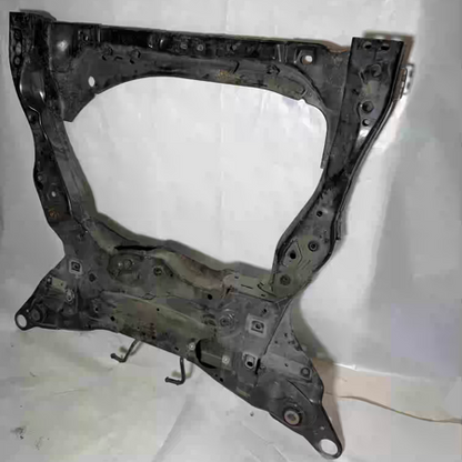 Volvo S90/XC90/XC60 Motor Traversi 32246365 Hafif Hasarlı En Uygun Oto Parça
