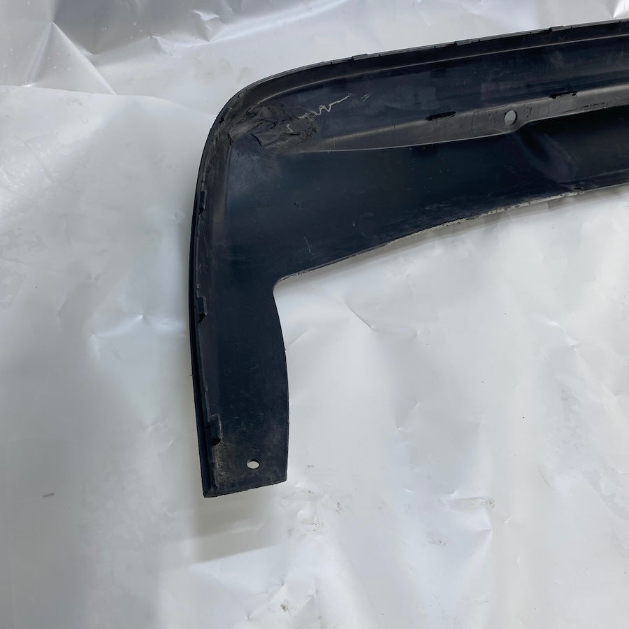 Volvo V40 Arka Tampon Spoyleri/Difüzörü 31283760