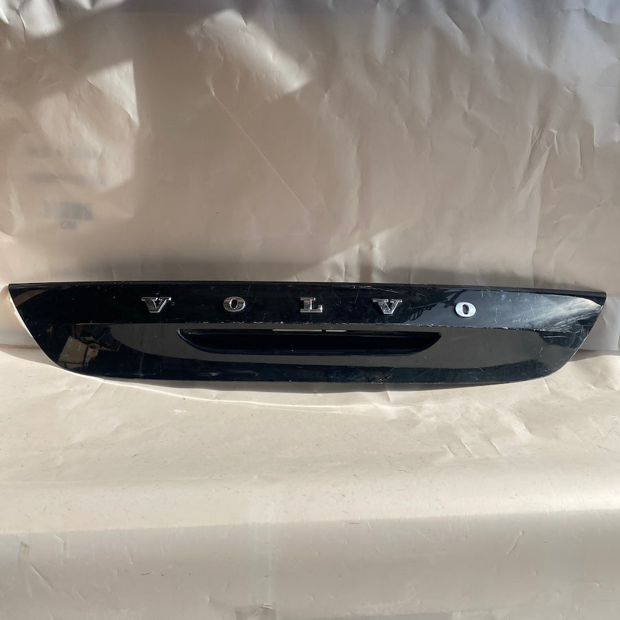 Volvo V40 Bagaj Açma Çıtası 31301301