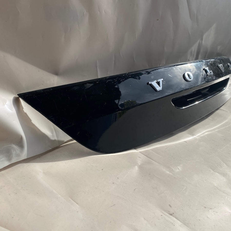 Volvo V40 Bagaj Açma Çıtası 31301301