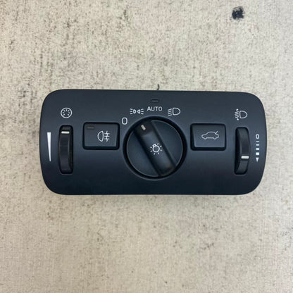 Volvo V40 Far Anahtarı 30739425