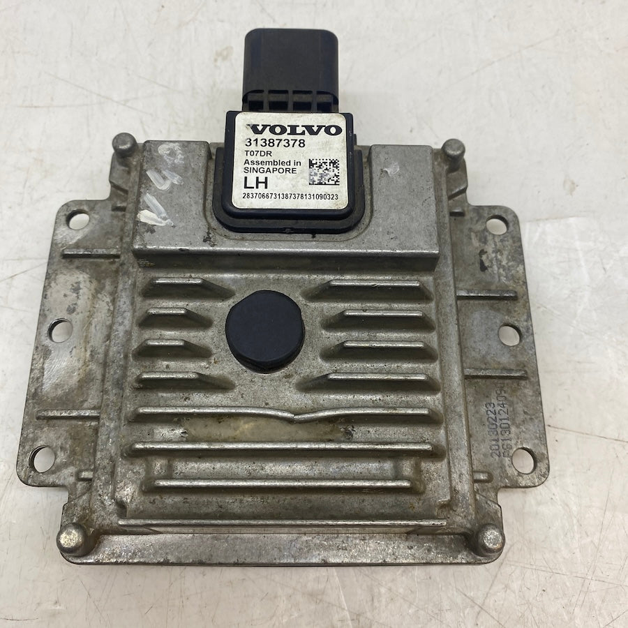 Volvo V40 Kör Nokta Beyni Orijinal Çıkma 31387378 12-18