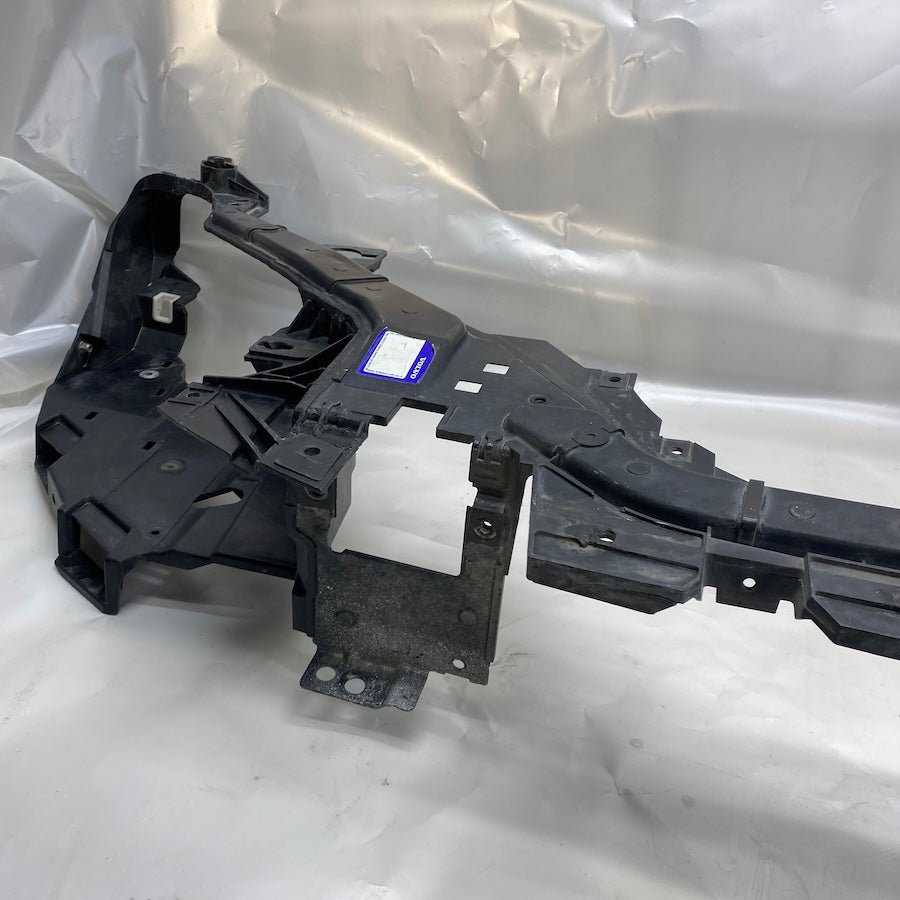 Volvo V40 Ön Panel 31385913 AA - En Uygun Oto Parça