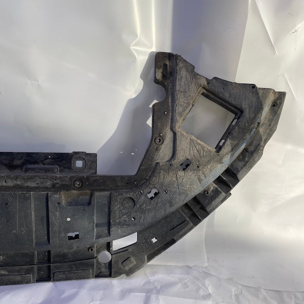 Volvo V40 Ön Tampon Alt Muhafaza 31383735 2013-2020