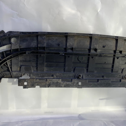 Volvo V40 Ön Tampon Alt Muhafaza 31383735 2013-2020