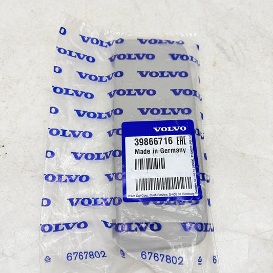 Volvo V50-S40 Güneşlik Aynası Kapaкlı Işıklı Sağ Sol 39866716 En Uygun Oto Parça