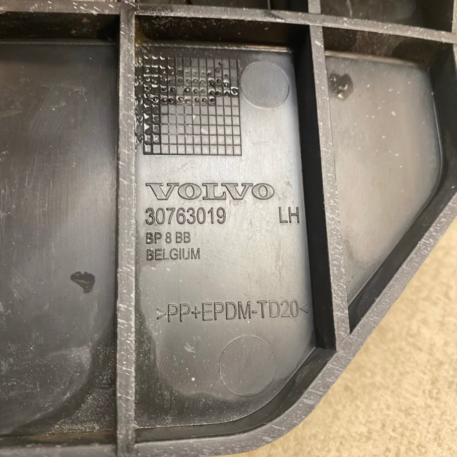 Volvo V50 Arka Tampon Tutucu Braket 30763020/30763019