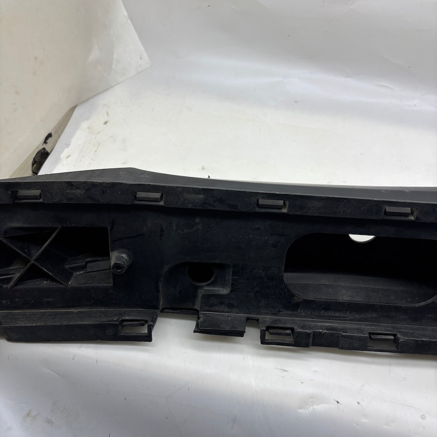 Volvo V50 Ön Tampon Darbe Emici 30655876 - En Uygun Oto Parça