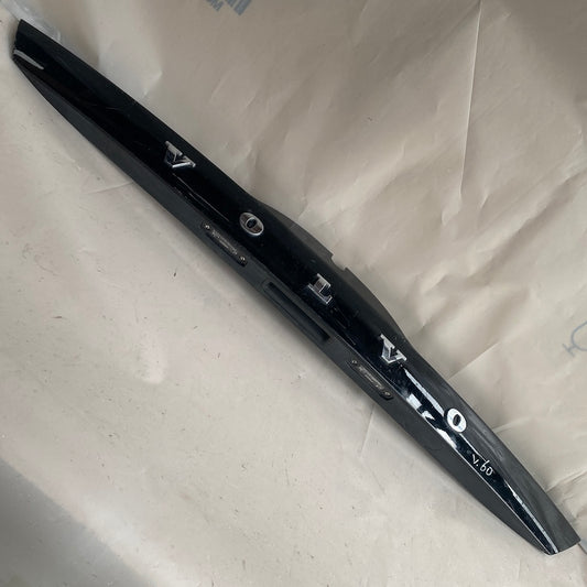 Volvo V60 Bagaj Çıtası Tutamak 31391290