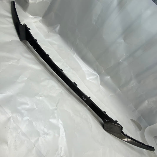 Volvo V60 Ön Tampon Alt Eki 32227206