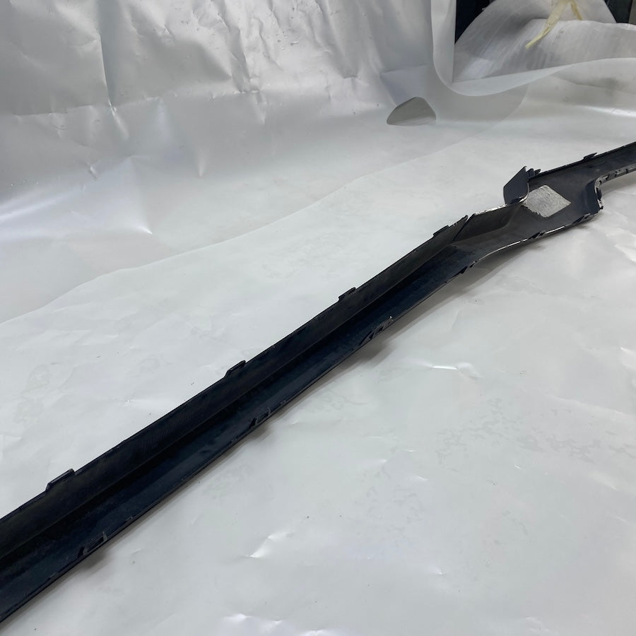 Volvo V60 Ön Tampon Alt Eki 32227206
