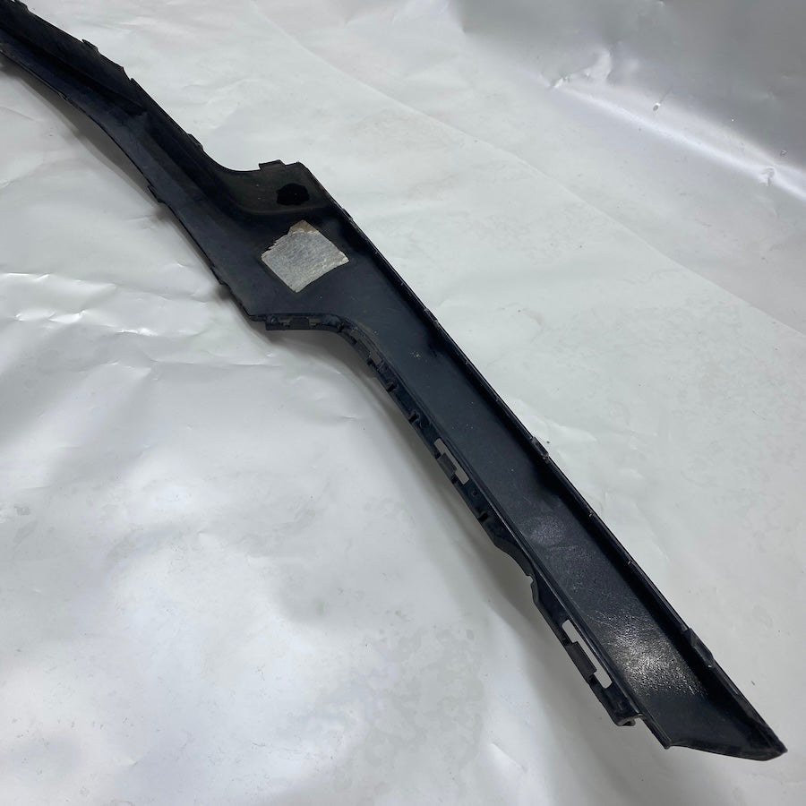 Volvo V60 Ön Tampon Alt Eki 32227206