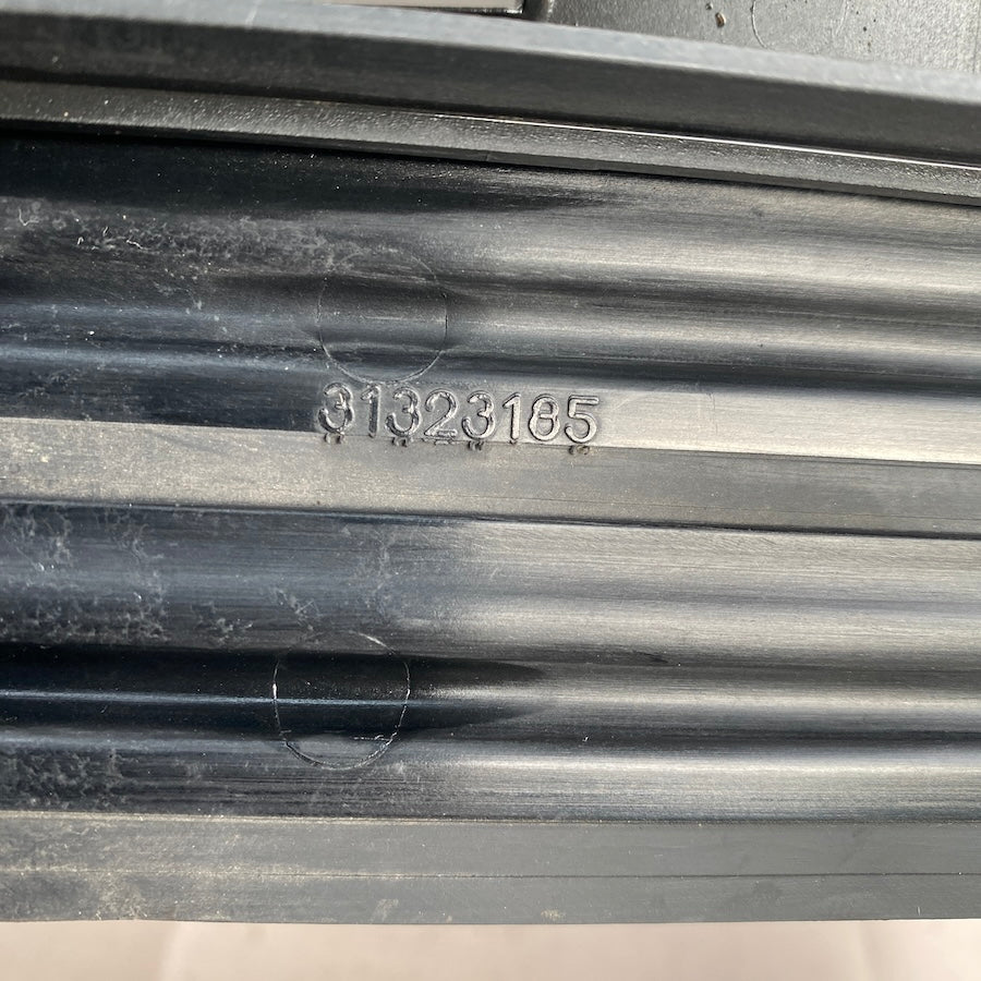 Volvo V60 Tampon Alt Hava Kanalı 31323185