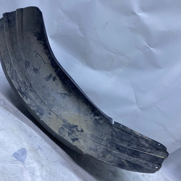 Volvo V70 Arka Sol Çamurluk Davlumbazı 9190634