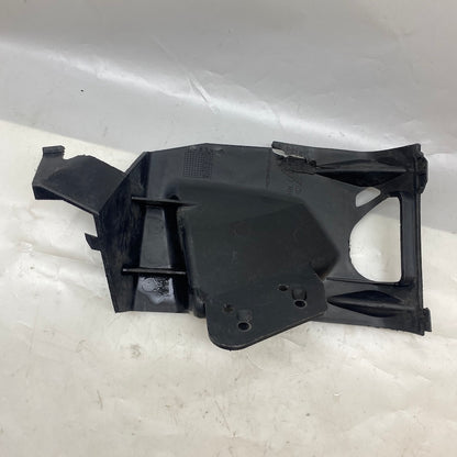 Volvo V70 Ön Tampon Montaj Braketi Sağ 30698127