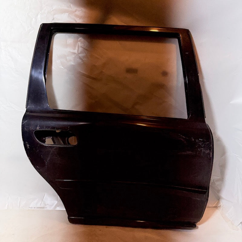 Volvo V70 Sağ Arka Kapı 30649493 En Uygun Oto Parça