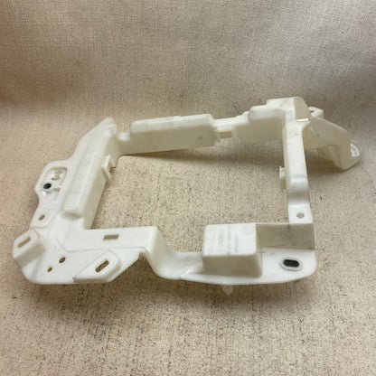 Volvo V90 Arka Sigorta Tutucusu 31398648