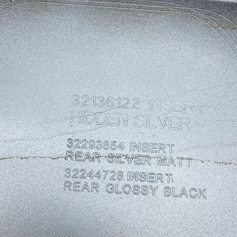 Volvo XC40 Arka Tampon Alt Difüzörü 32136122