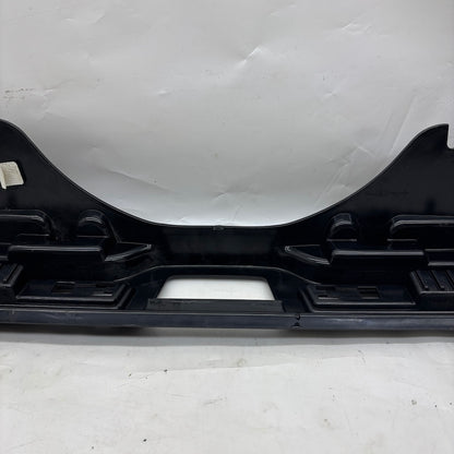Volvo XC40 Bagaj Kilit Kaplaması Eşik Bakaliti 31440884 - En Uygun Oto Parça