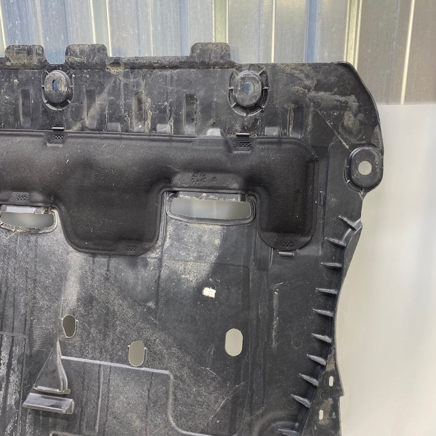 Volvo XC40 Motor Alt Muhafaza 32226765 Orijinal Çıkma