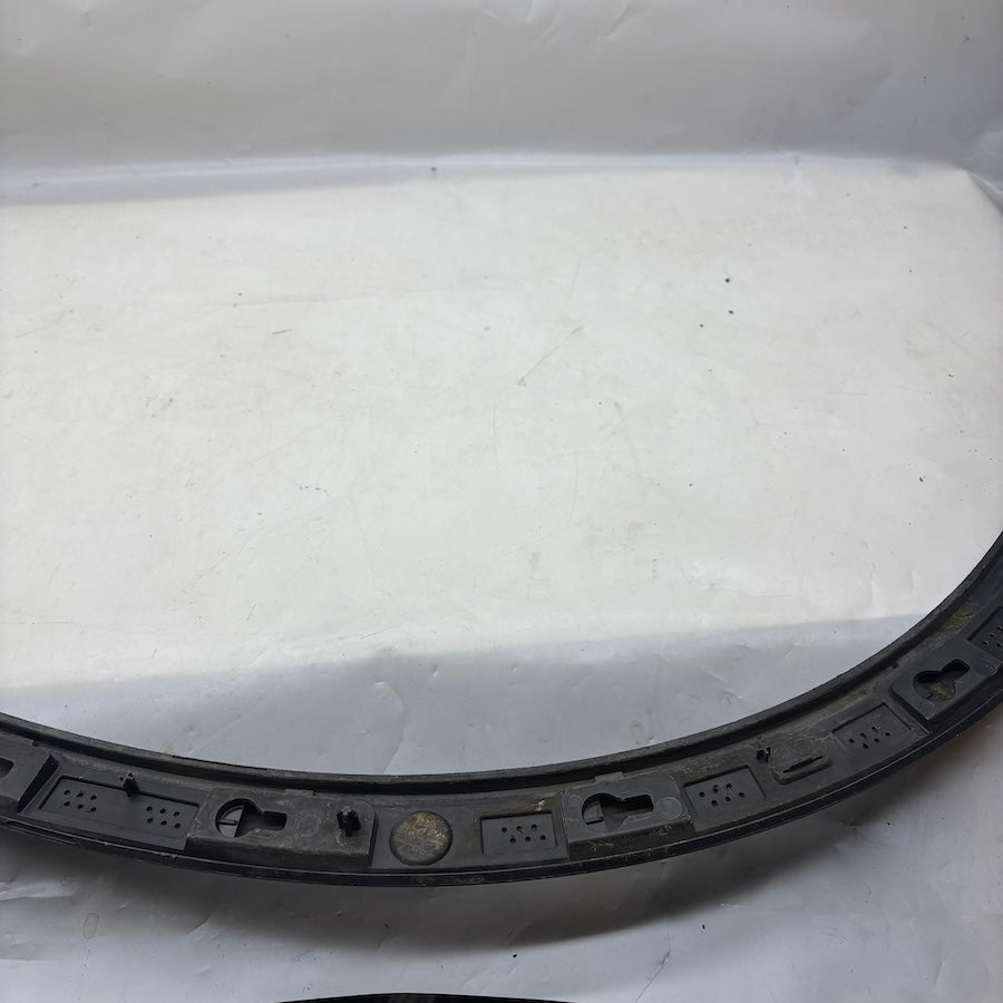 Volvo XC40 Ön Dodik Çamurluk Çıta 31448344