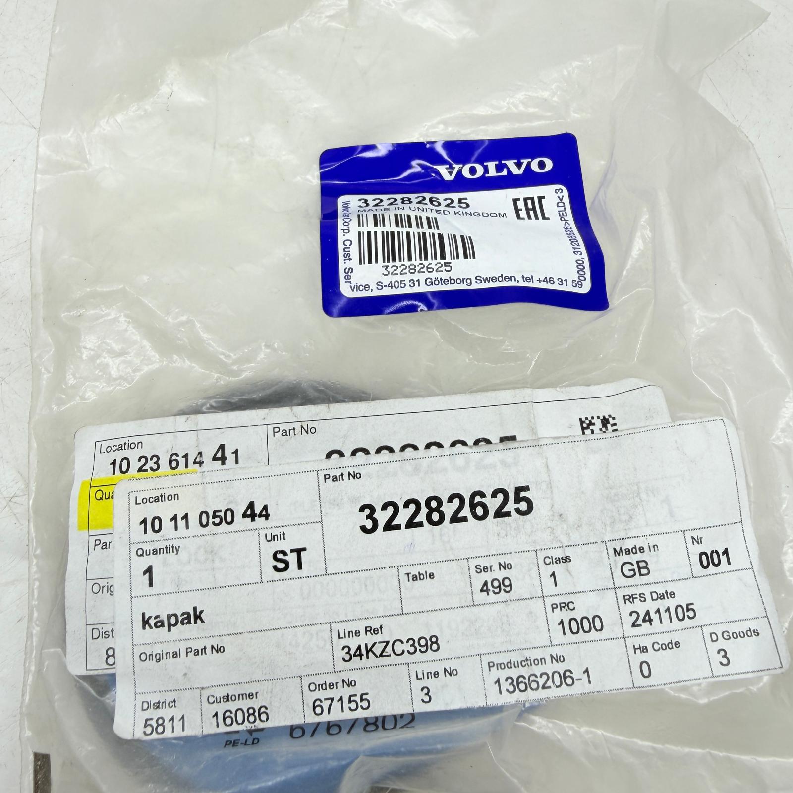 Volvo XC40 Ön Silecek Suyu Dolum Ağzı Kapağı 32282625 En Uygun Oto Parça