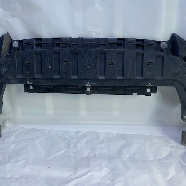 Volvo XC40 Ön Tampon Alt Muhafaza Radyatör 31290944