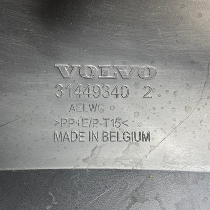 Volvo XC40 Ön Tampon Alt Spoyler 31449340