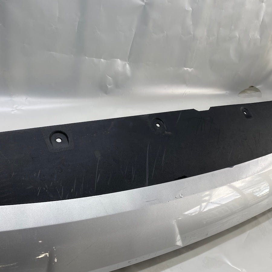 Volvo XC40 Ön Tampon Alt Spoyler 31449340