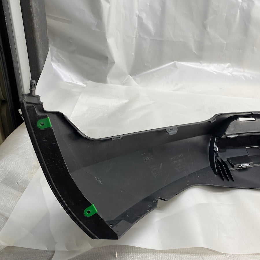 Volvo XC40 Ön Tampon Alt Spoyler 31449340