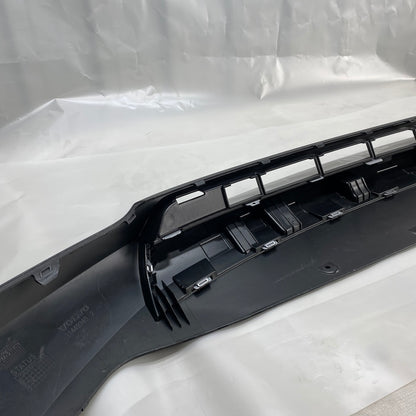 Volvo XC40 Ön Tampon Alt Spoyler 31449340