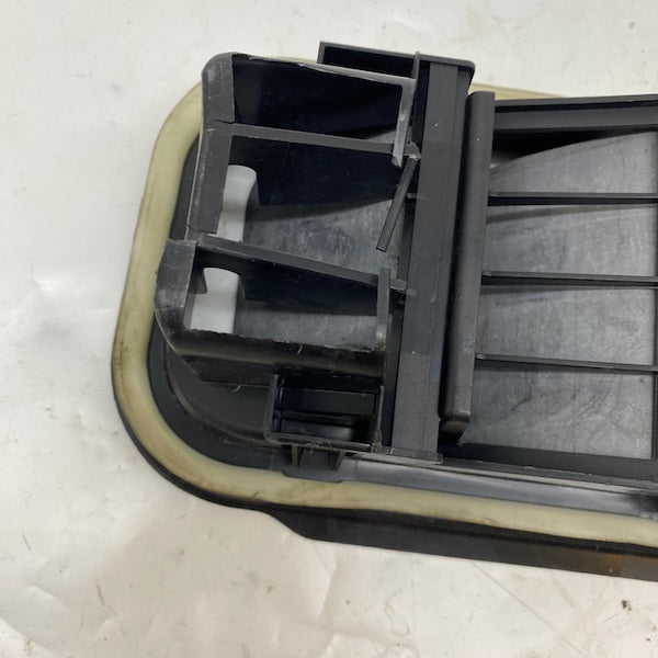 Volvo XC60 Arka Çamurluk Havalandırma Menfezi 31449325