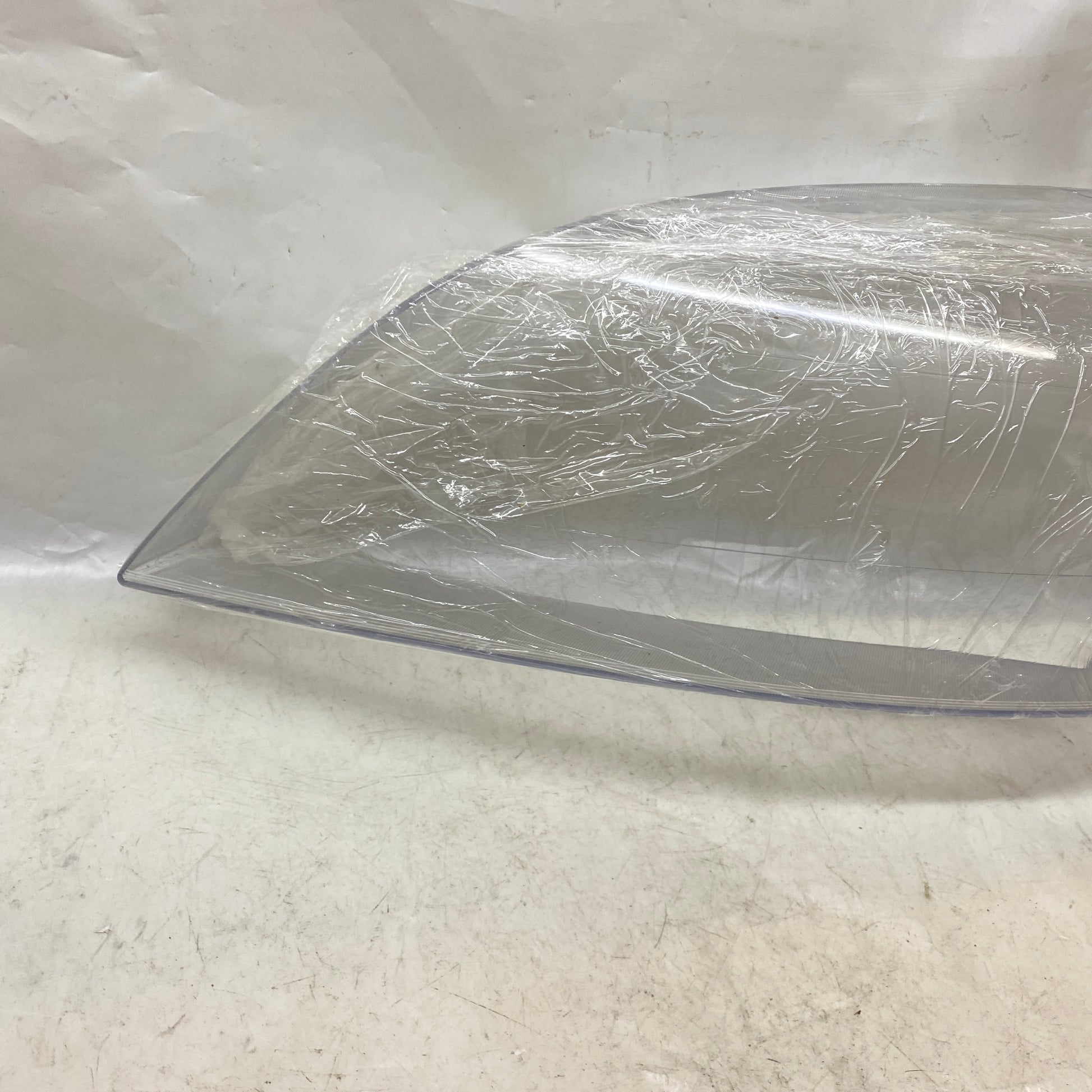 Volvo XC60 Far Camı Sağ/Sol 2009-2013 Sıfır İthal En Uygun Oto Parça