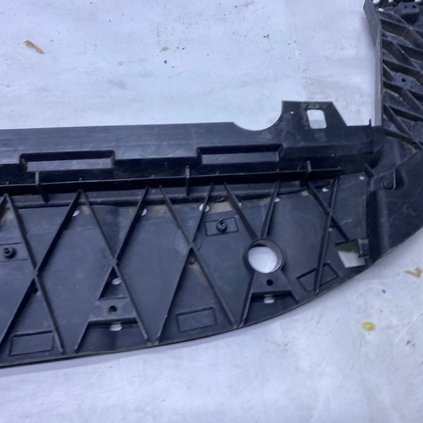 Volvo XC60 Ön Tampon Alt Koruma 31383167 14-17