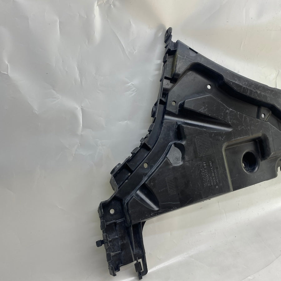 Volvo XC60 Sağ Arka Tampon Braketi 32296033