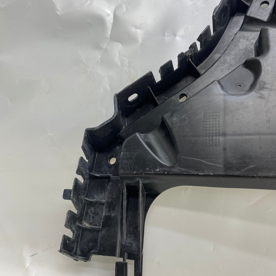 Volvo XC60 Sağ Arka Tampon Braketi 32296033