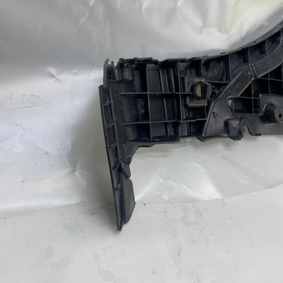 Volvo XC60 Sağ Arka Tampon Braketi 32296033