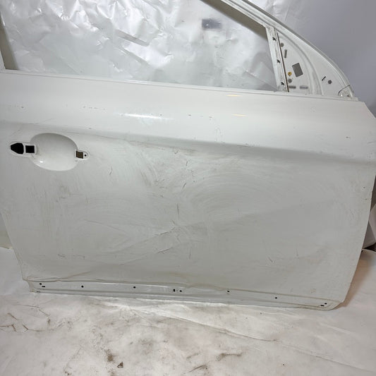 Volvo XC60 Sağ Ön Kapı 2009-2017 Orijinal Çıkma En Uygun Oto Parça