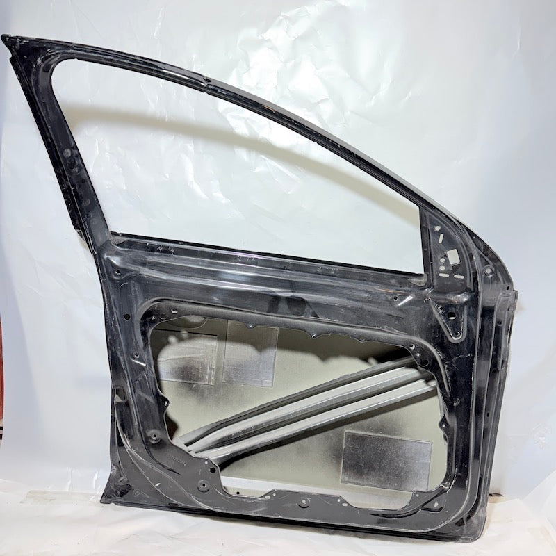 Volvo XC60 Sol Ön Kapı 09-17 Beyaz/Siyah En Uygun Oto Parça