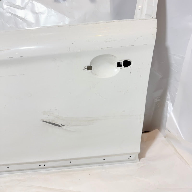 Volvo XC60 Sol Ön Kapı 09-17 Beyaz/Siyah En Uygun Oto Parça